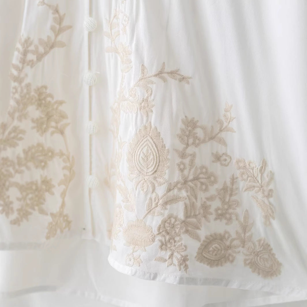 Women's European and American style V-neck long sleeved embroidered floral pleated shirt top