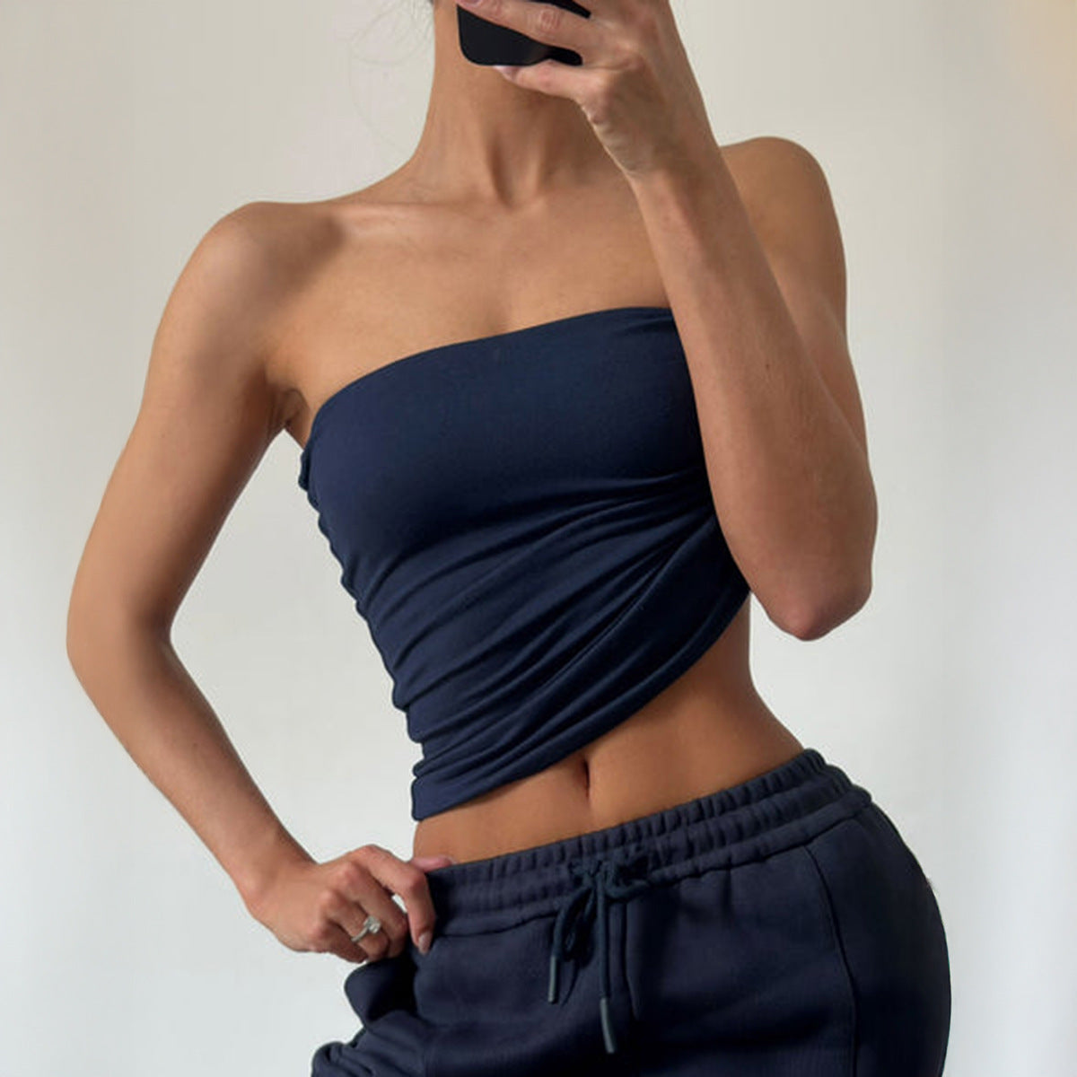 sporty and sexy strapless vest