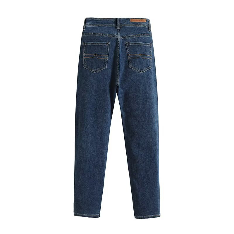 Casual slim fit denim shorts for women