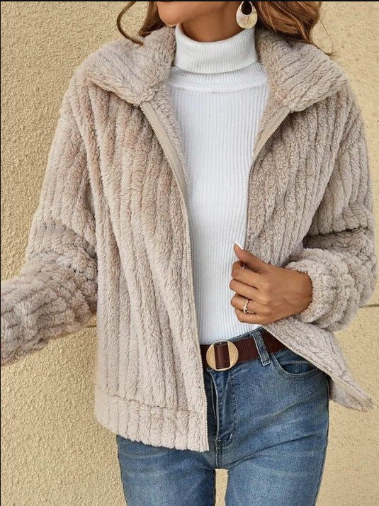 New autumn and winter woolen cardigan with a short collar jacket