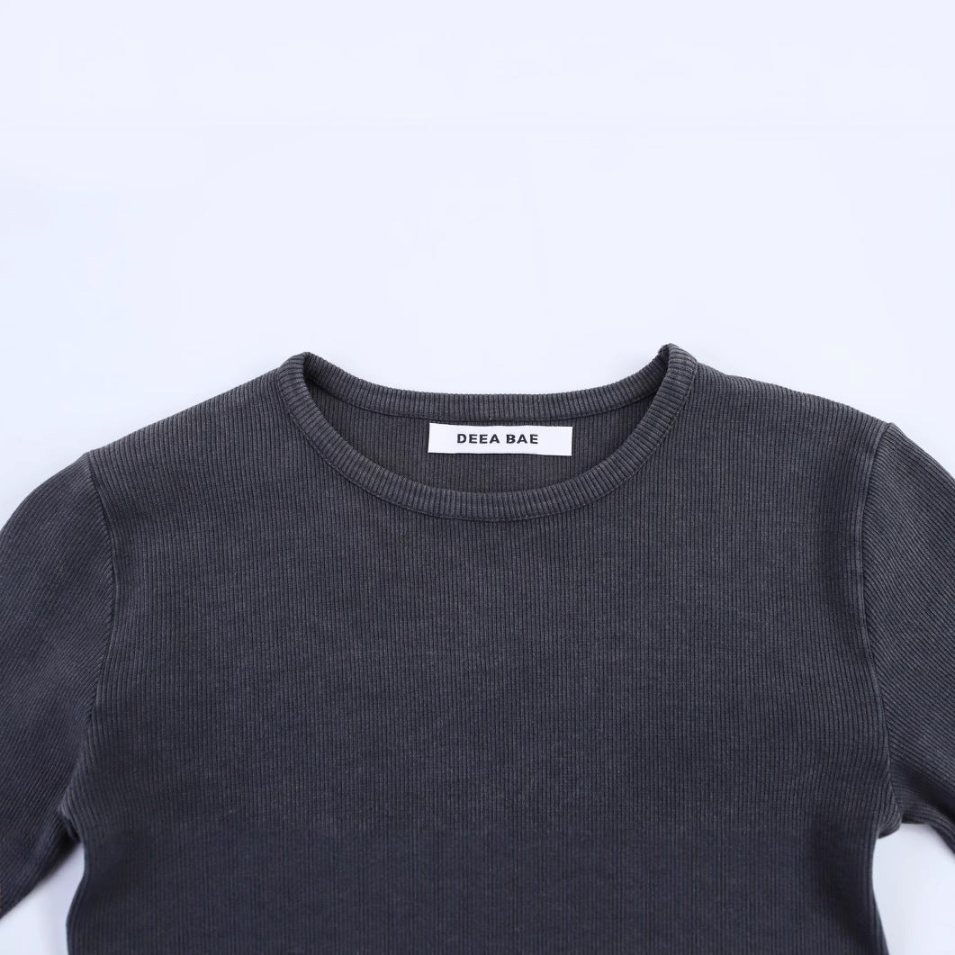Round neck long sleeved shirt with waist belt and open T-shirt top for women