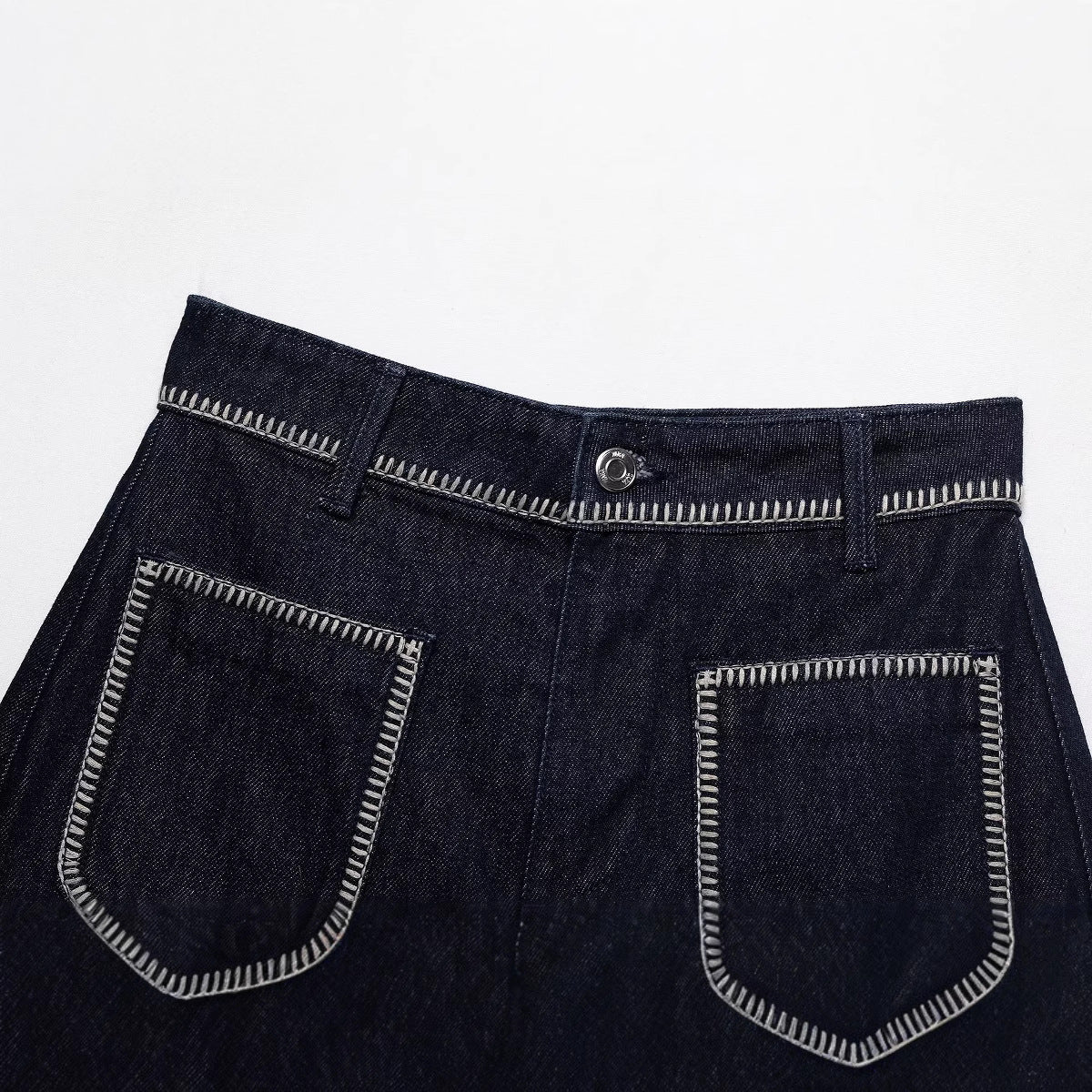 Embroidered denim shorts with bright thread for women