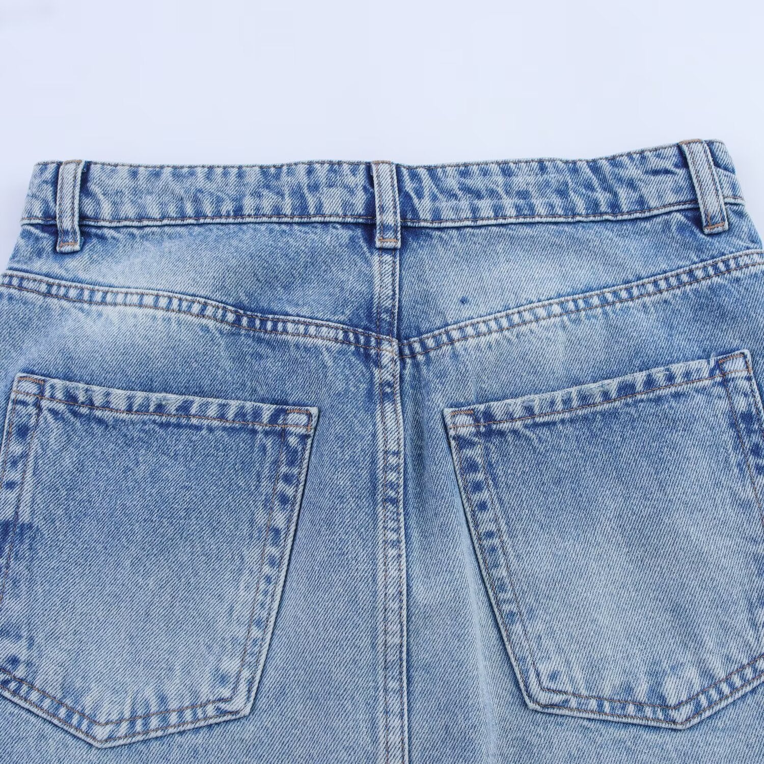 Making vintage accessories including hip hugging denim skirt for women